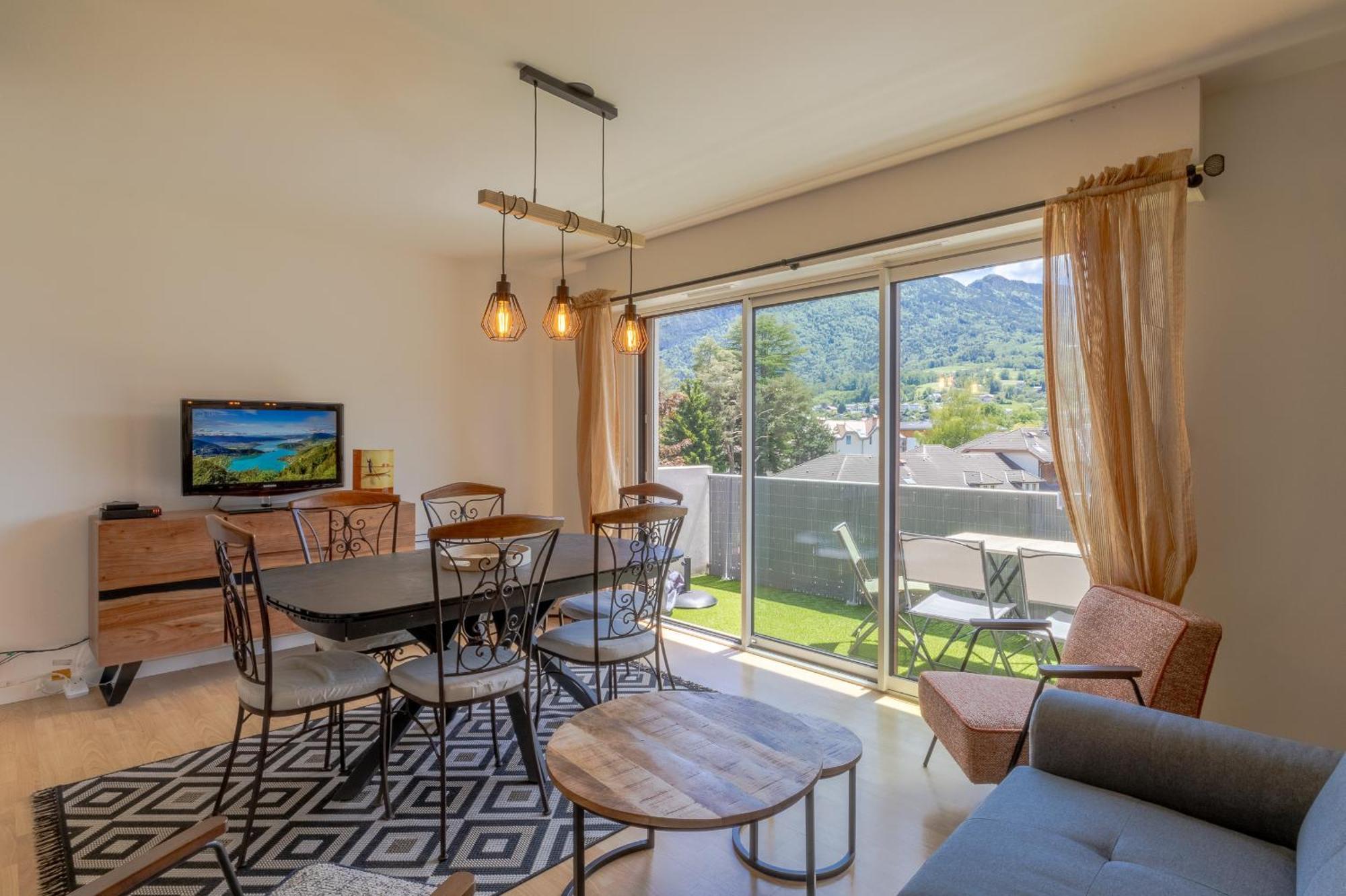 Eden Et Montagnes Apartment